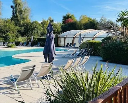 Les Du Appt F45 Apartment